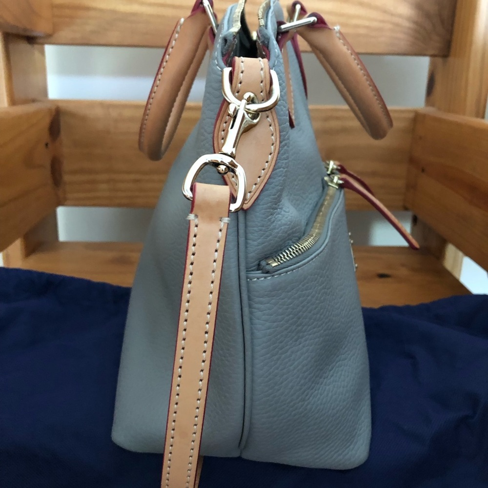 Handbag - Picture 2 of 6